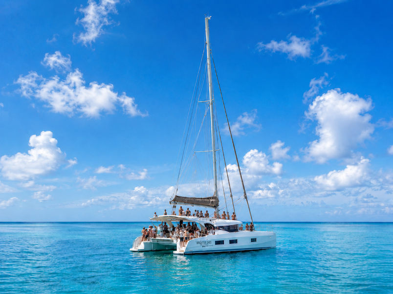 Nassau Boat Parties and Evening Cruises: The Nightlife That Happens on the Water