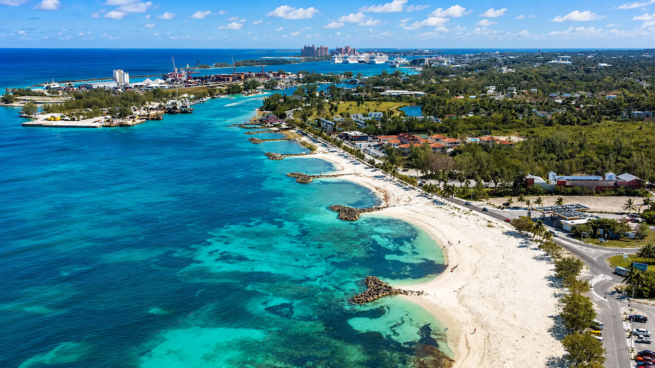 Saunders Beach: The Nassau Beach Locals Actually Use